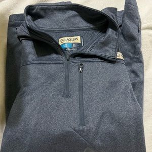 Magnolia Classic Fit Fish Gear Pullover
